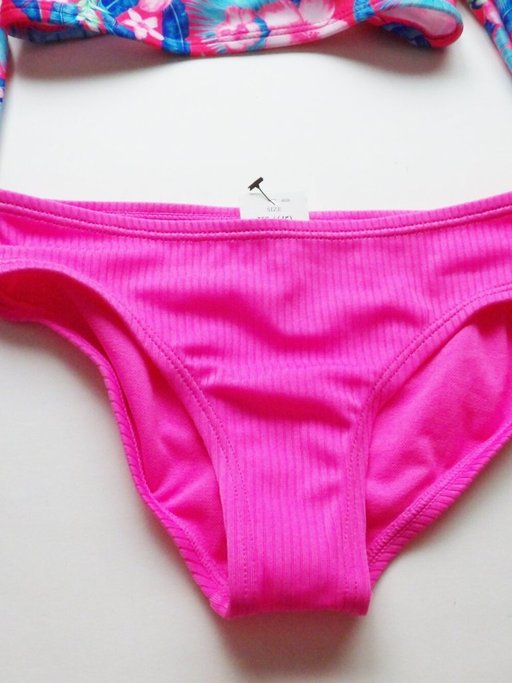 Art Class Girls 2 Pc Rash Guard Bikini Set Size XS 4 /5 NWT - Picture 3 of 4